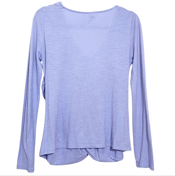 Akemi + Kin Anthropologie Lavender Faux Wrap Ruched Long Sleeve Top Size XS - Picture 2 of 4